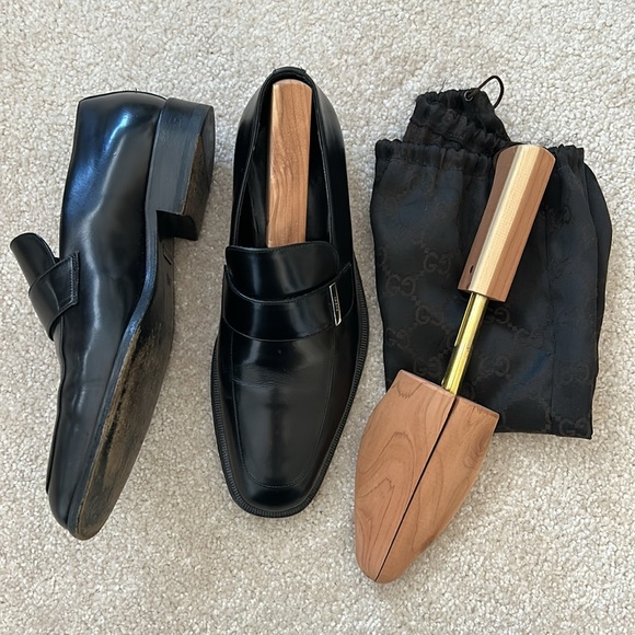 GUCCI amazingly beautiful elegant loafers. Logo is discreet. Workmanship 5⭐️ - Picture 13 of 13